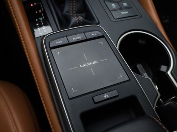 Lexus RC